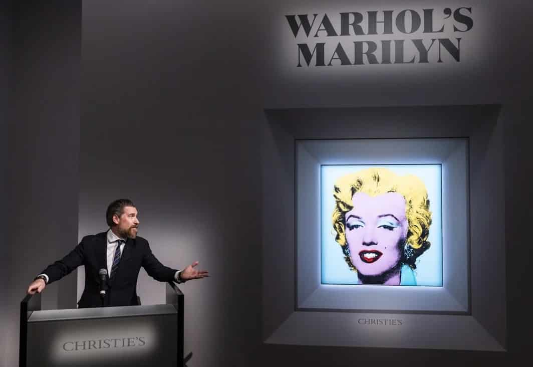 Warhol's portrait of Marilyn Monroe now most expensive American artwork