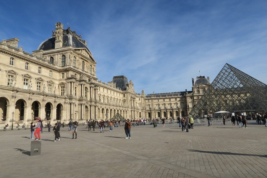 The Louvre Paris-Photo-©-E.-Lang