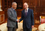 Qatar Airways chief and Malaysian Prime Minister discuss key industry issues, upcoming Langkawi flights
