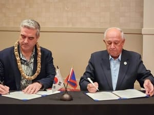 Visa Country Manager Mr. Patrick Storey and GVB President & CEO Mr. Carl T.C. Gutierrez signed a Memorandum of Understanding on March 13, 2024, in Tumon, Guam. Photo courtesy of the Marianas Business Journal. – image courtesy of GVB