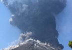 ‘Huge explosion’: Italian volcano erupts in front of gobsmacked tourists