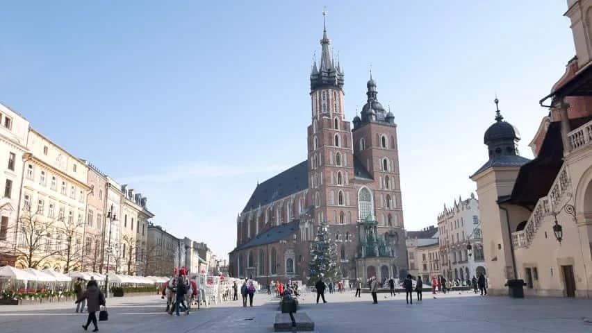 Poland is open and safe for tourism now