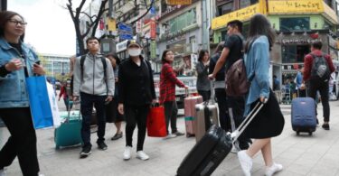 China's domestic tourism on track to recovery