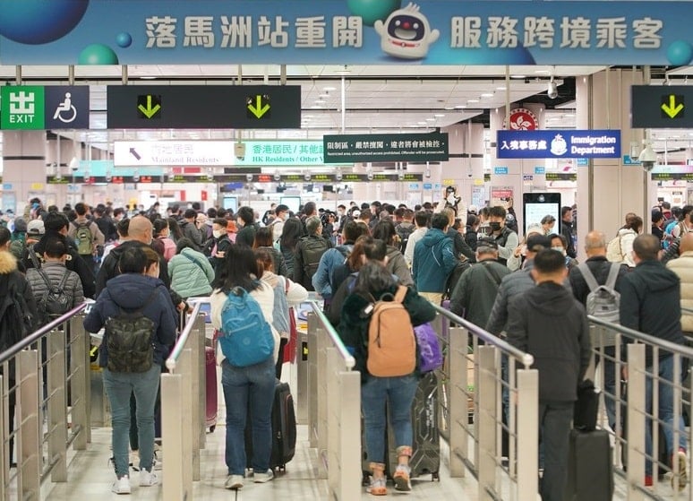Outbound China travel surges, expected to peak in summer