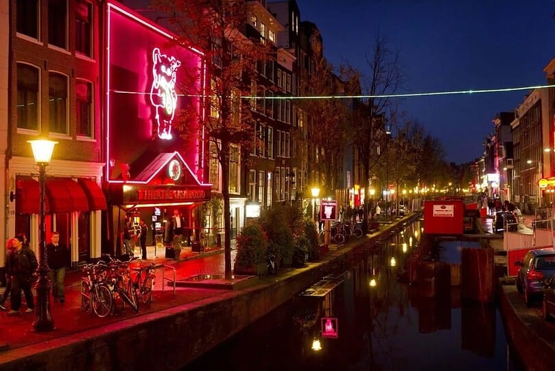 Amsterdam: Marijuana, booze and Red Light District don't mix