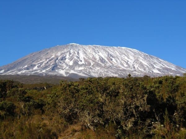 Tanzania se compromete a salvar los glaciares del Monte Kilimanjaro