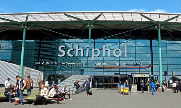 Skrydžių nuolaidos Amsterdamo Schipholio oro uoste yra neteisėtos