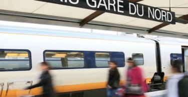 Take a Train: Short-Haul Domestic Flights Now Banned in France