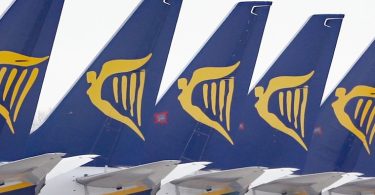 O'Leary: Ryanair Seneng Mbantu Nundhung Wong Ilegal saka Eropa